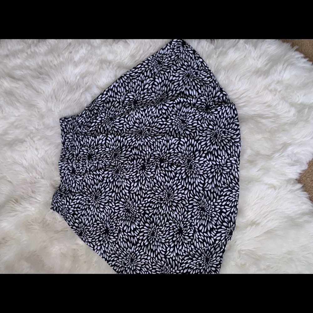 Beautiful Covington skirt